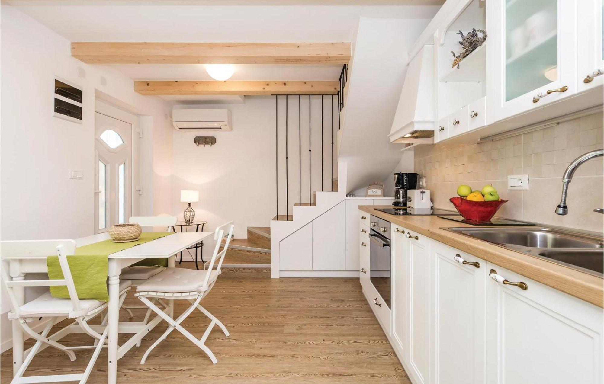 Lovely Home In Matulji With Outdoor Swimming Pool Εξωτερικό φωτογραφία