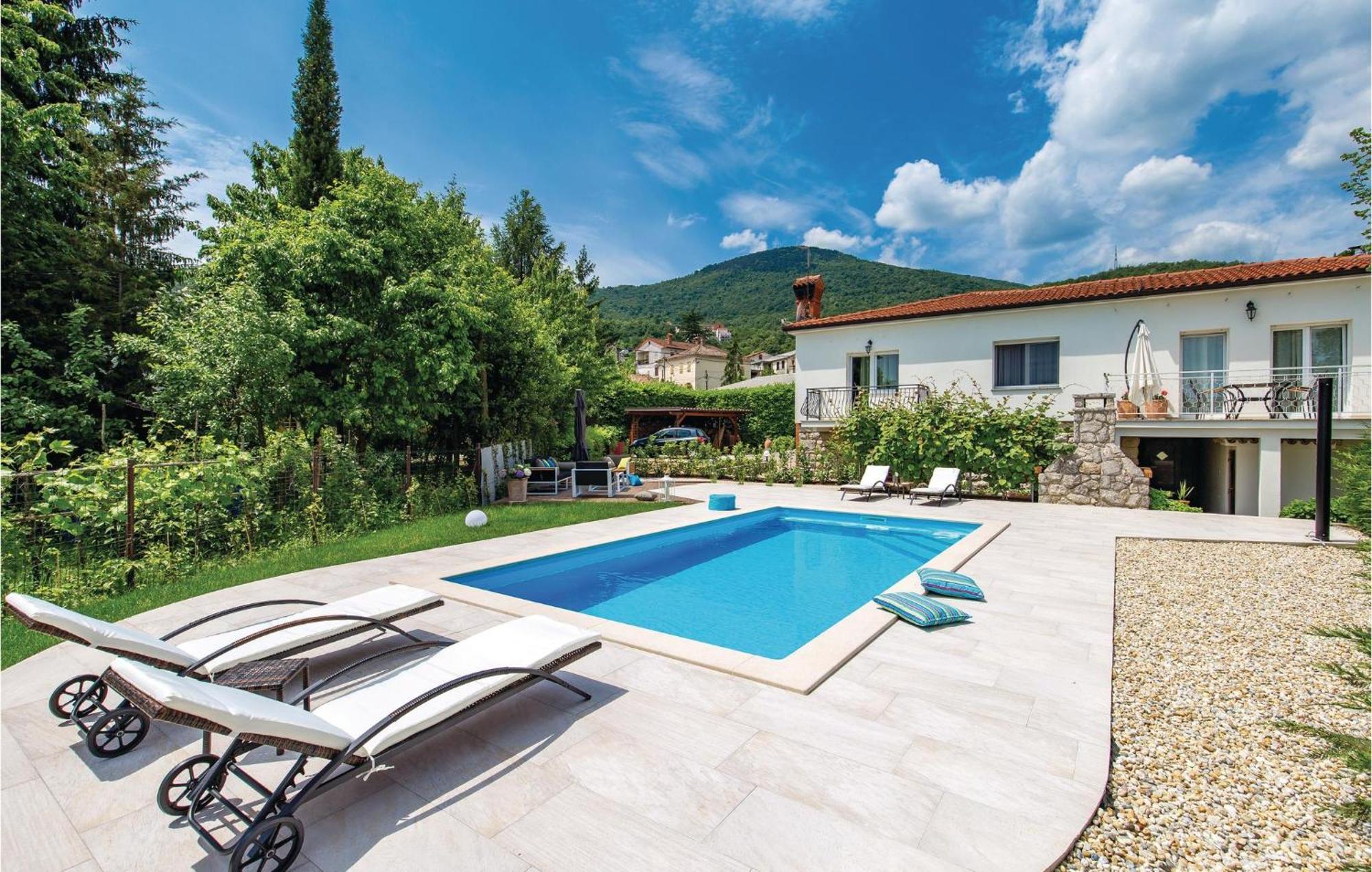 Lovely Home In Matulji With Outdoor Swimming Pool Εξωτερικό φωτογραφία