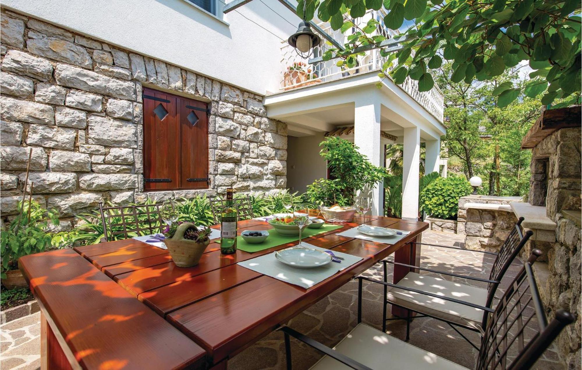 Lovely Home In Matulji With Outdoor Swimming Pool Εξωτερικό φωτογραφία