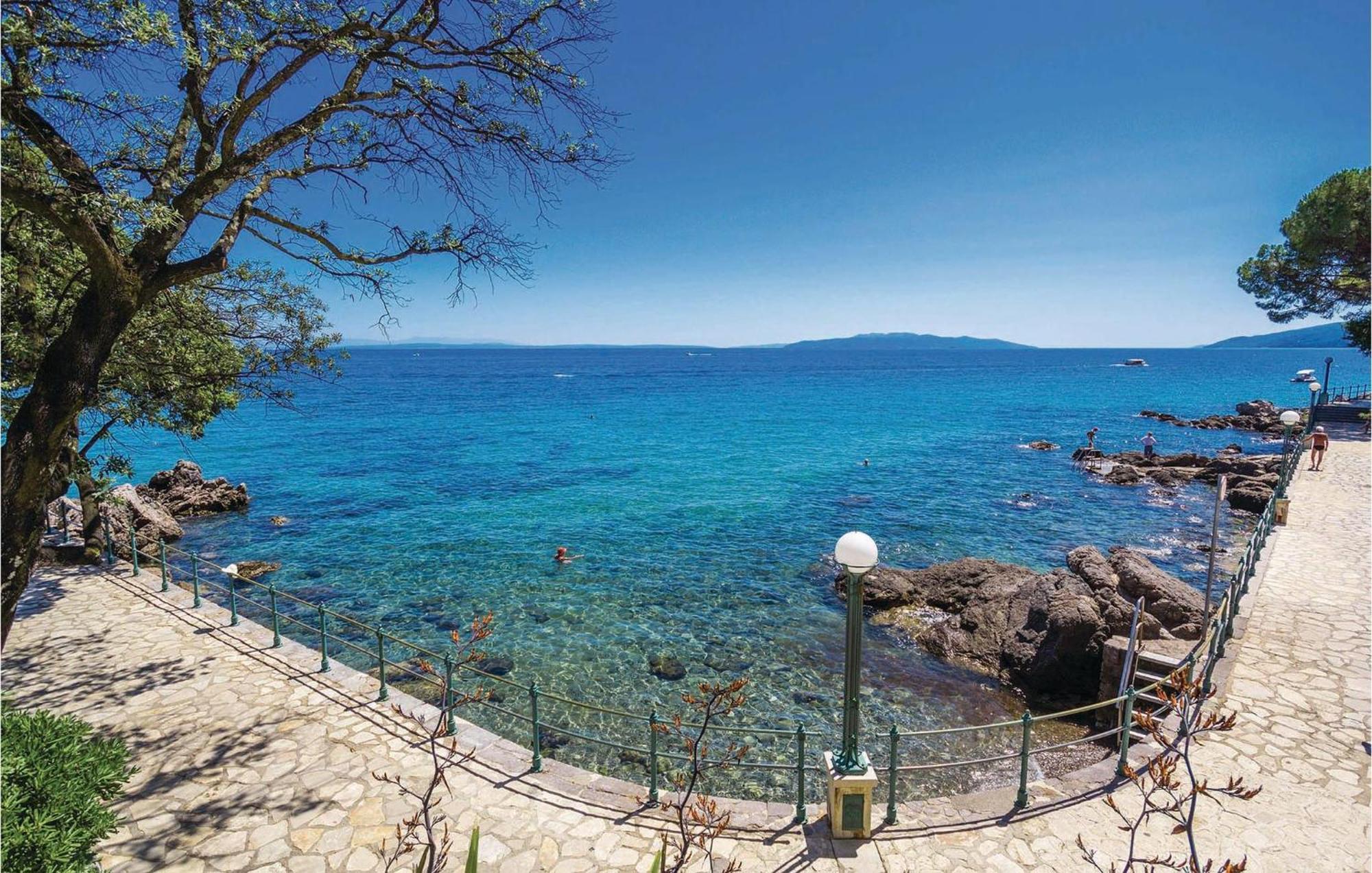 Lovely Home In Matulji With Outdoor Swimming Pool Εξωτερικό φωτογραφία